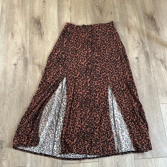 Cheetah print skirt - Picture 1 of 4